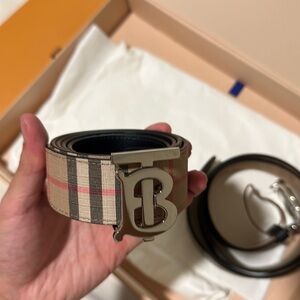Burberry belt
